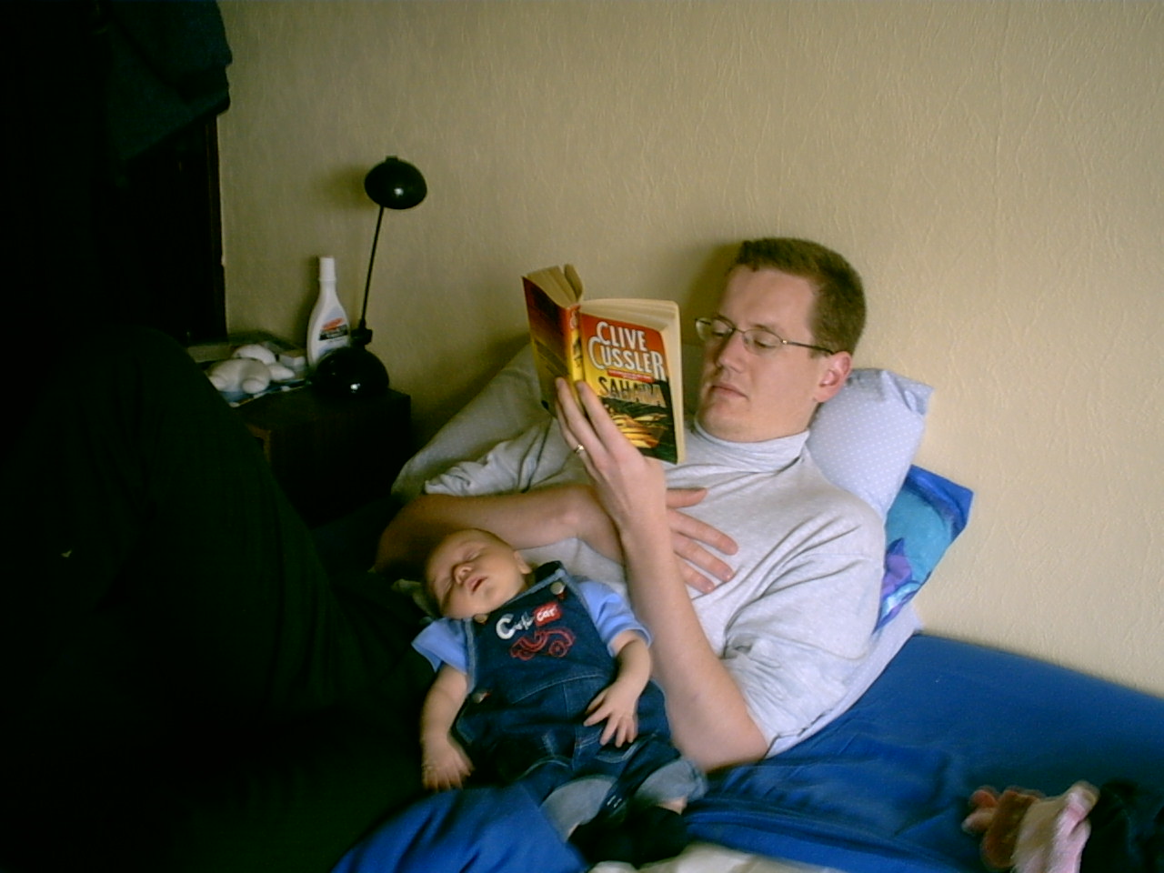 Baby/2003-11-09/09 11 03 002.JPG